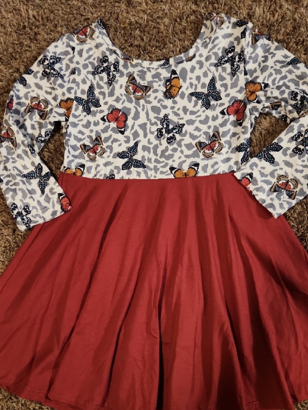 Butterfly Print Dress - Picture 3 of 4